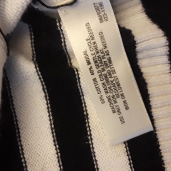 EUC I Heart Ronson Striped Lightweight Sweater  60% Cotton 40% Modal - Picture 7 of 8